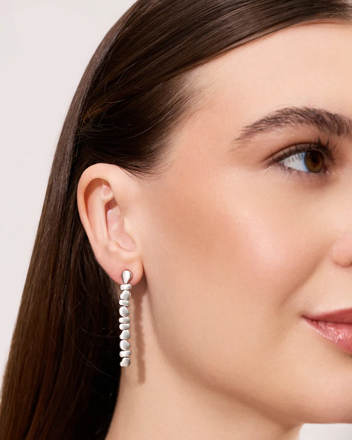 HORIZON PEBBLE DROP EARRINGS
