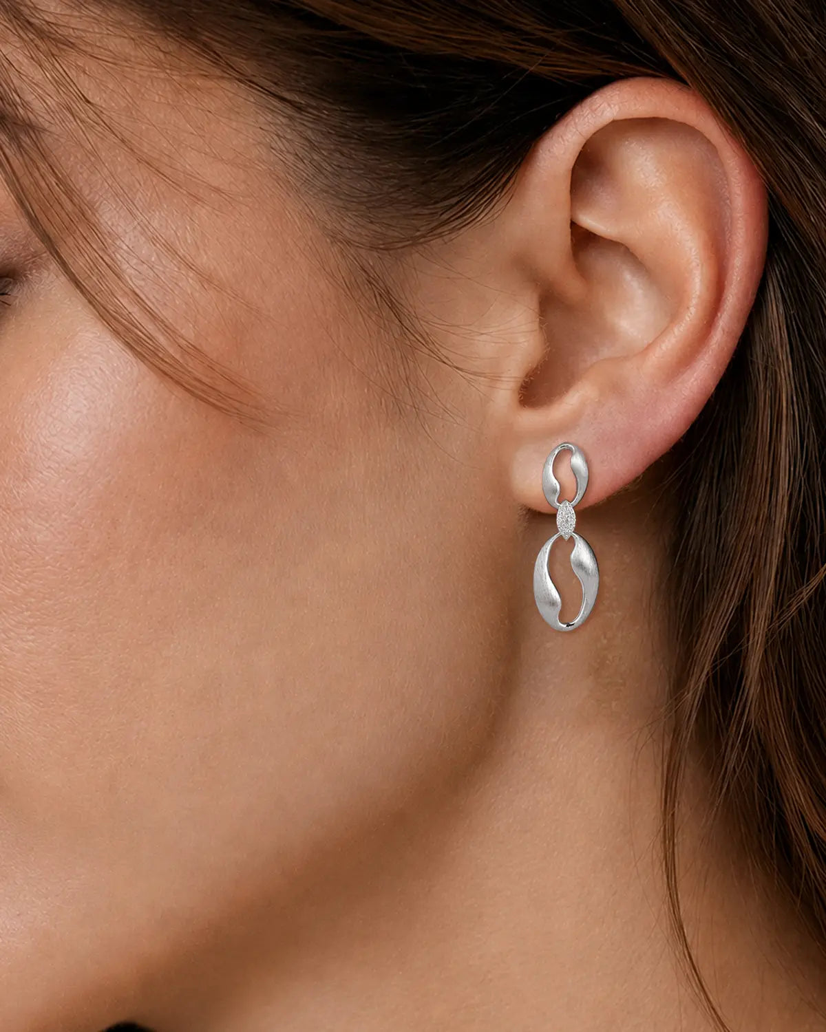 ANTARA LINKED DROP EARRINGS