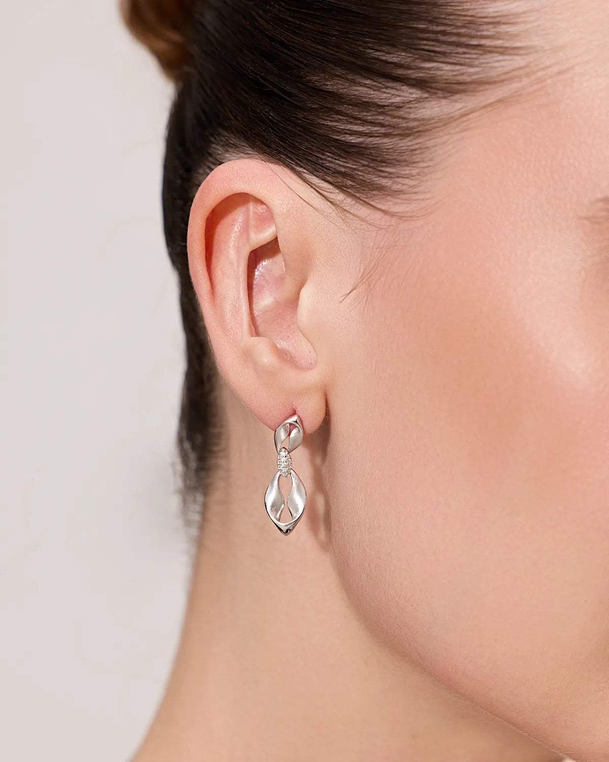 IZEL TWISTED DROP EARRINGS