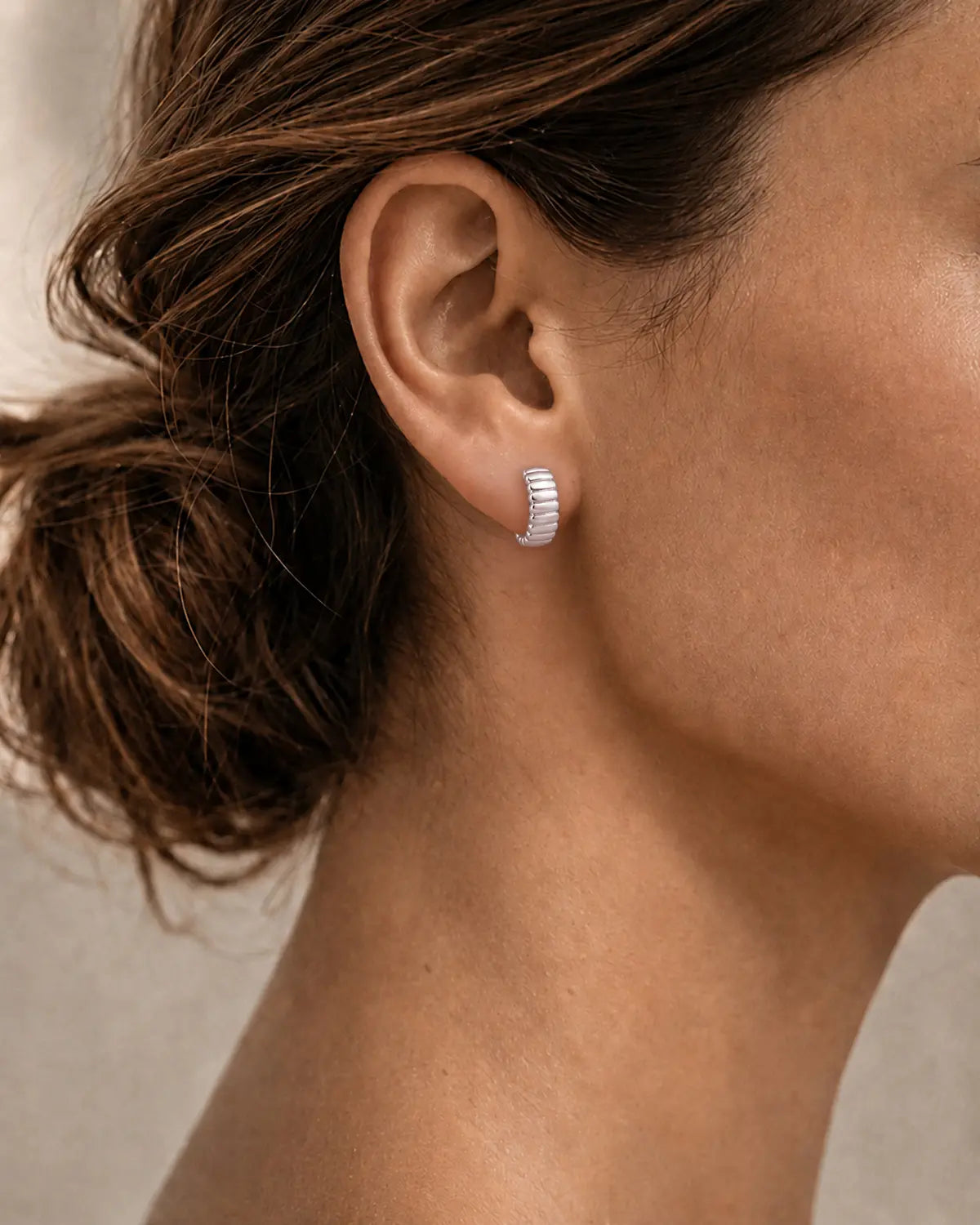 ECLISSE RIBBED HOOP EARRINGS