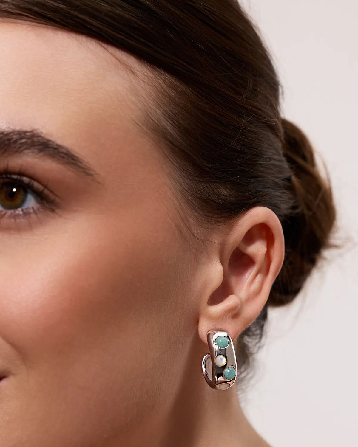ENCASED MIST INLAY HOOP EARRINGS