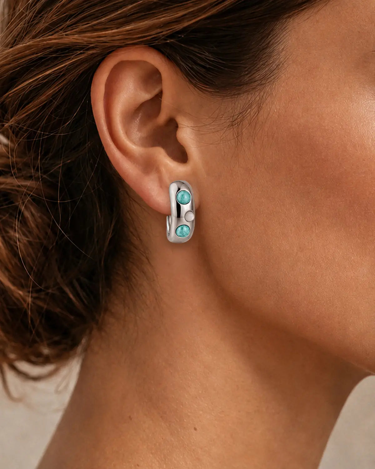 ENCASED MIST INLAY HOOP EARRINGS