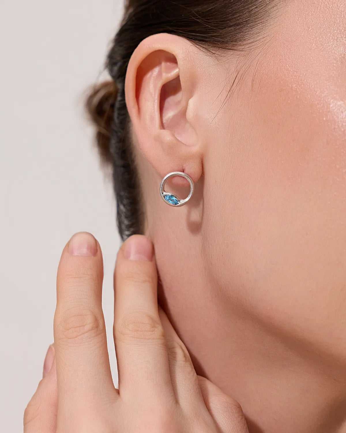 TWILIGHT TOPAZ CIRCLE STUD EARRINGS