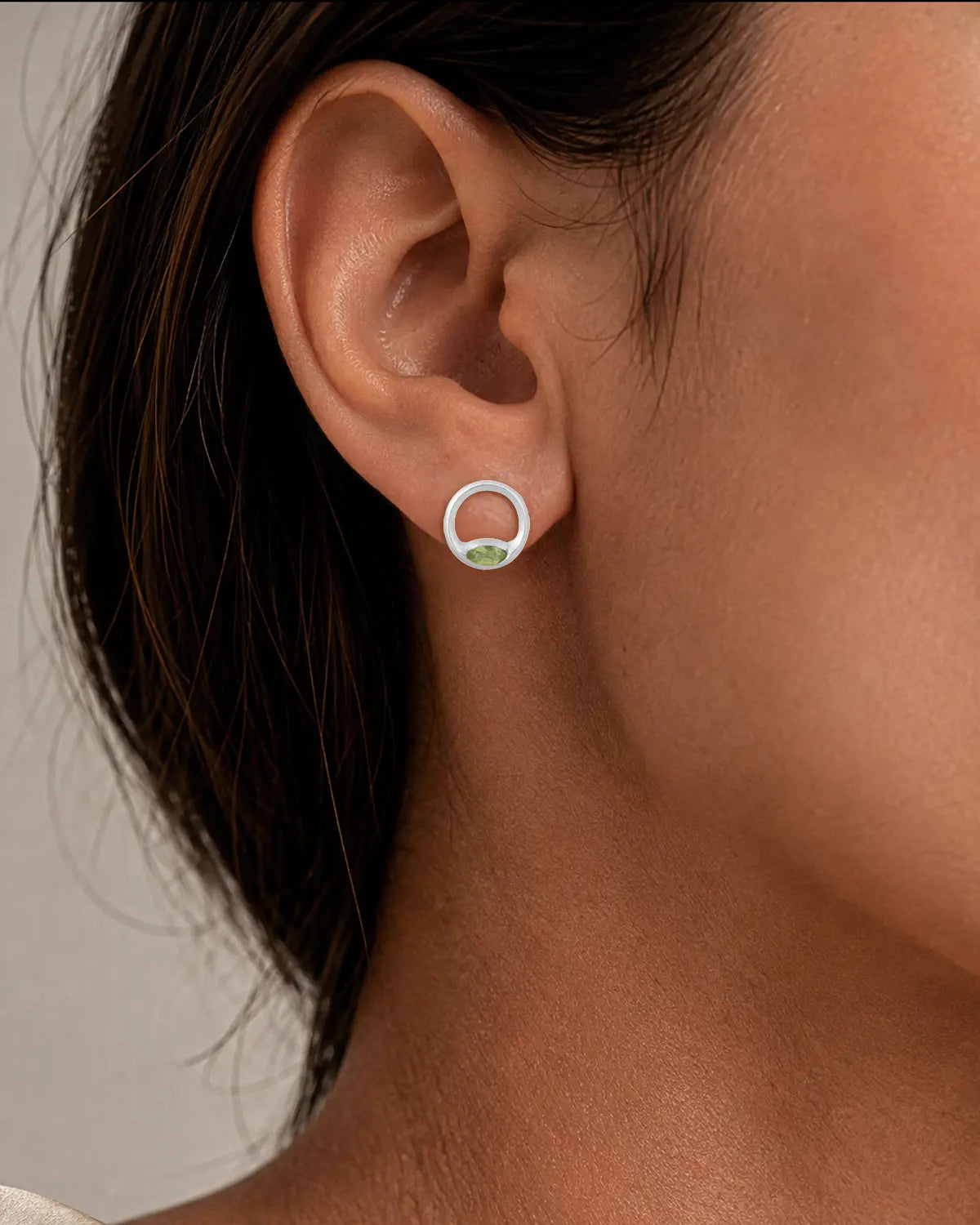 LUCENCE PERIDOT CIRCLE STUD EARRINGS