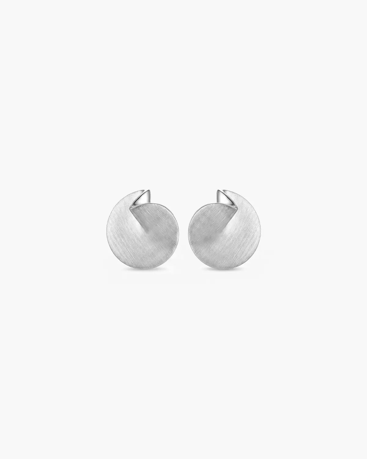 WILDFLOWER CURVED DISC STUD EARRINGS