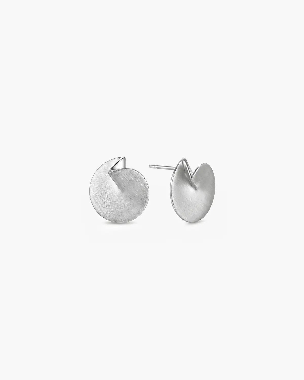 WILDFLOWER CURVED DISC STUD EARRINGS