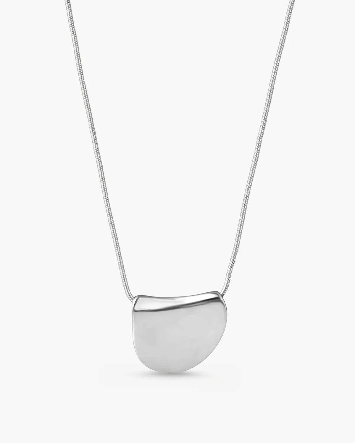 CONTURE NECKLACE