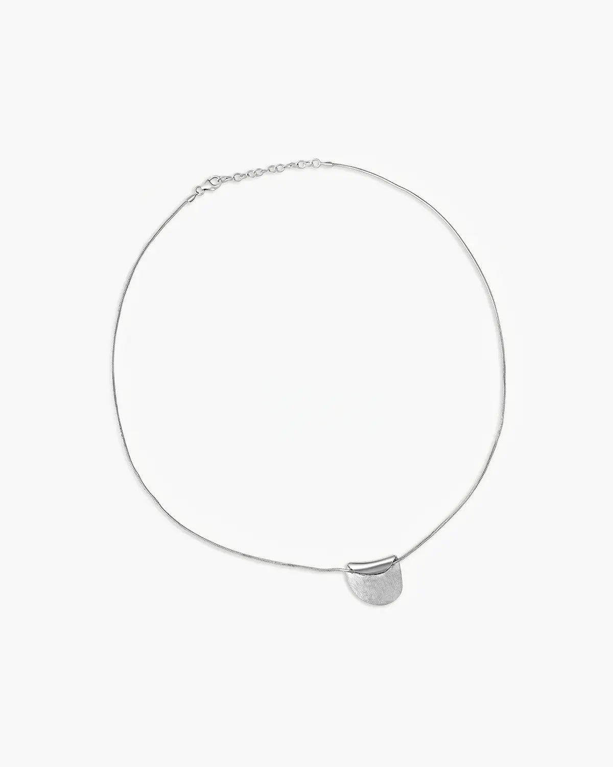 CONTURE NECKLACE