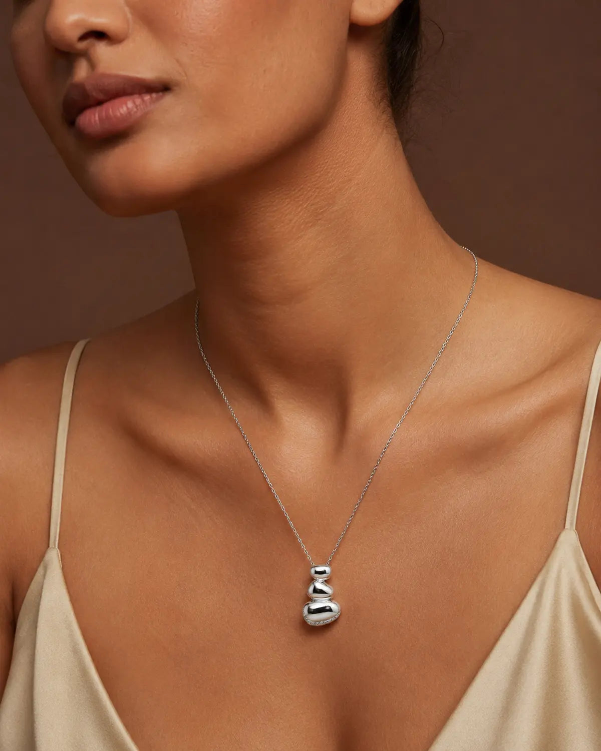 CELESTE PAVÈ PEBBLE PENDANT