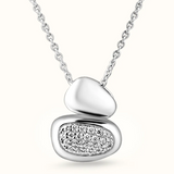 CIEL CRYSTAL PEBBLE NECKLACE