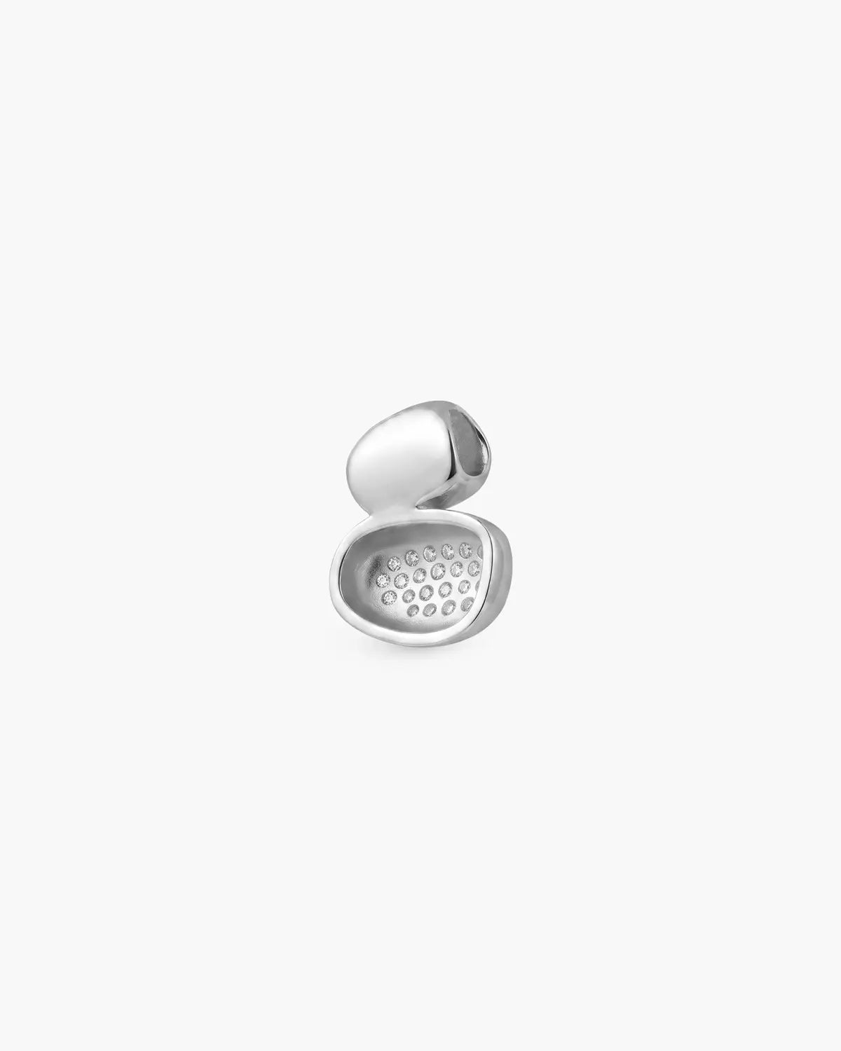 CIEL CRYSTAL PEBBLE PENDANT