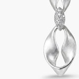 IZEL TWISTED PENDANT