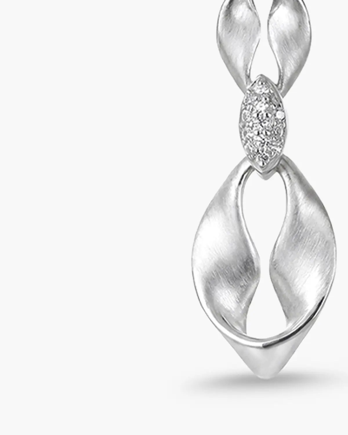 IZEL TWISTED PENDANT