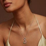 CRESCENDO LOOPED PENDANT