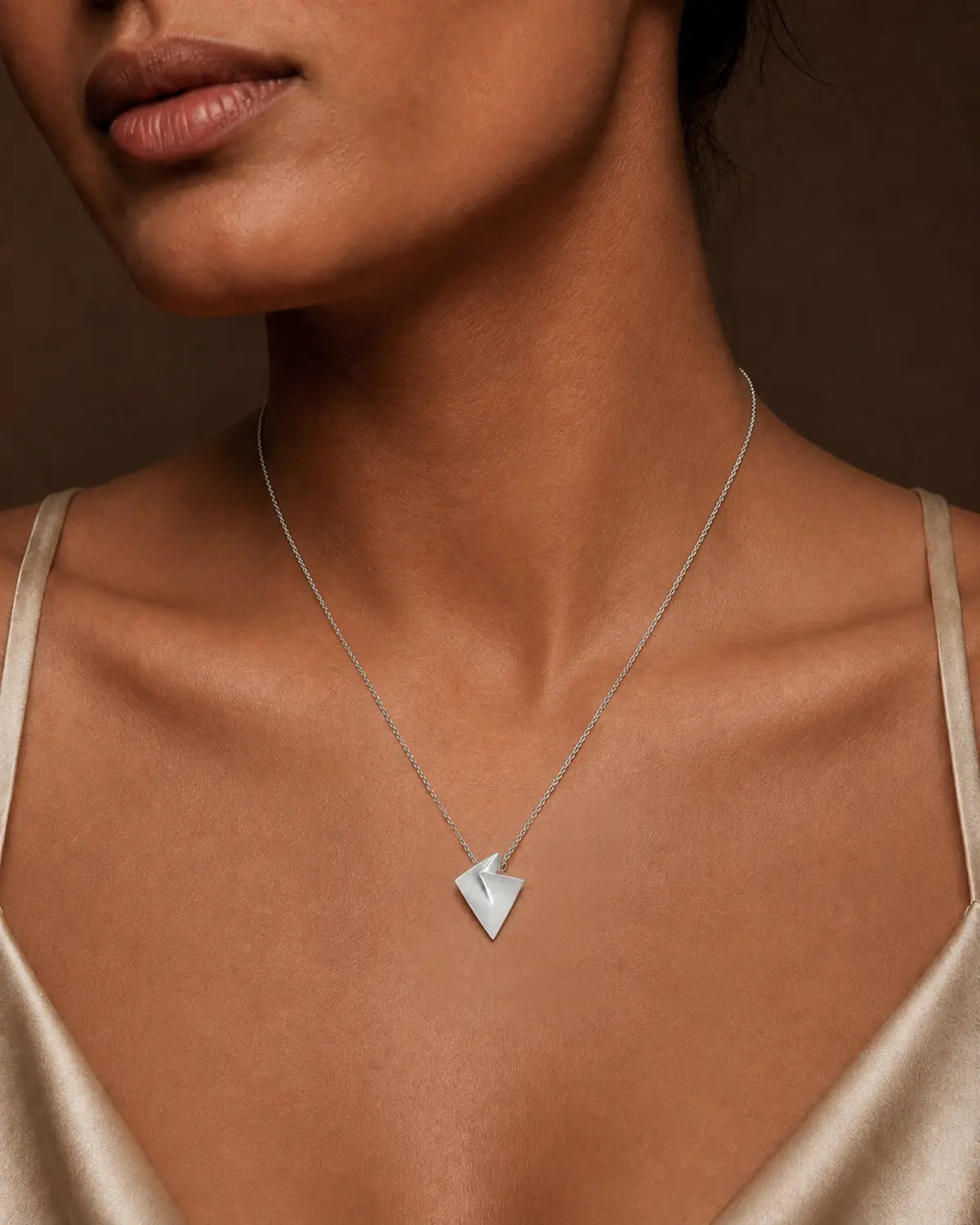 KANSO FACETED KITE PENDANT