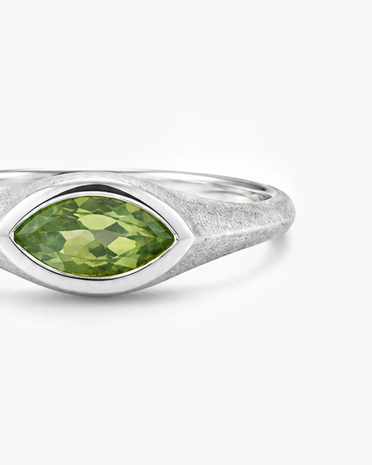LUCENCE SOLITAIRE RING