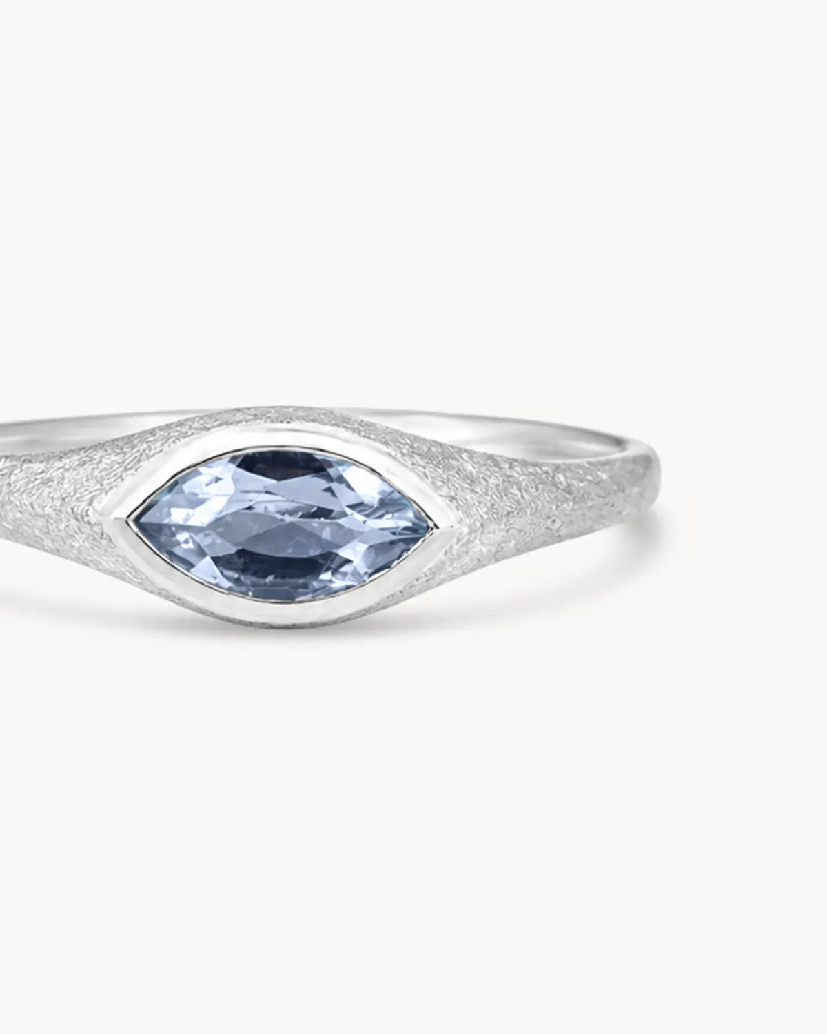 TWILIGHT SOLITAIRE RING